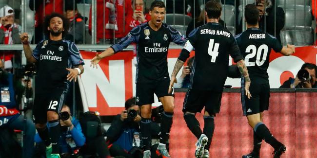 Cristiano Ronaldo Permalukan Munchen di Kandang Sendiri